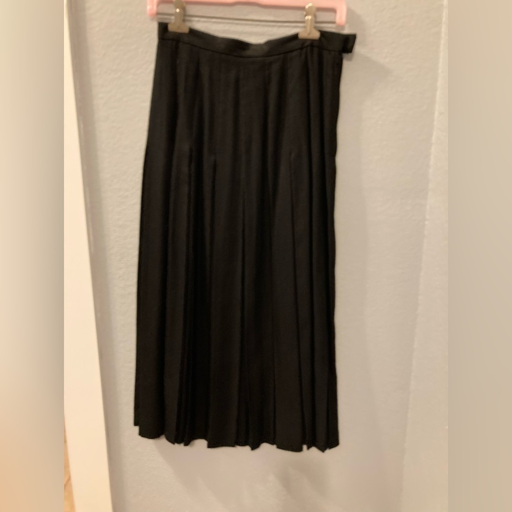 Size 8 Evan Picone  Pleated Maxi Skirt. New Old Stock VINTAGE!